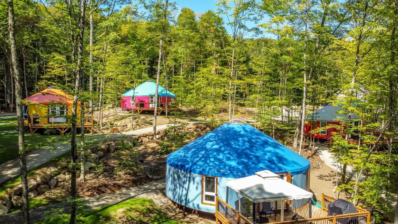 Yourtes Glamping Du Poisson Blanc Notre-Dame-du-Laus Exterior photo